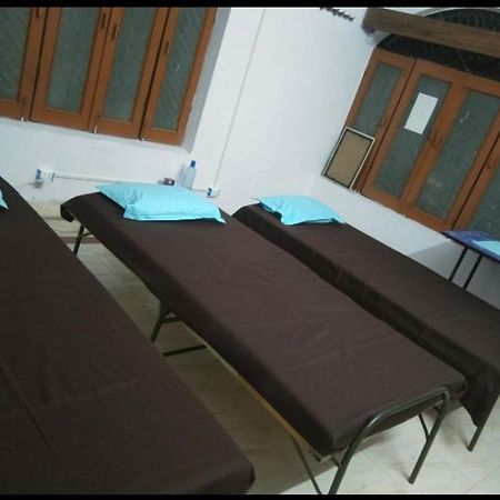 Mannat Rooms Allāhābād Junction Eksteriør billede