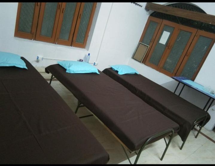 Mannat Rooms Allāhābād Junction Eksteriør billede